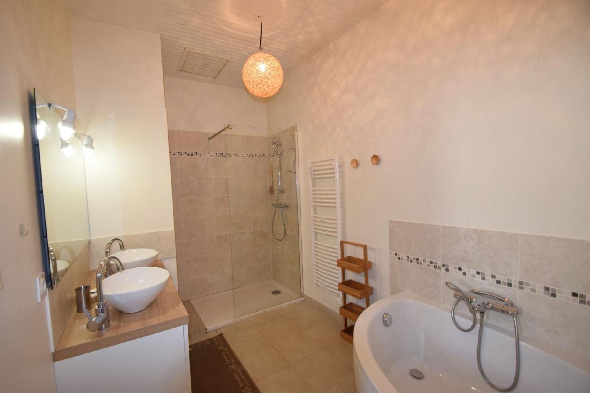 L'Etape De Loudun Hotel Bagian luar foto