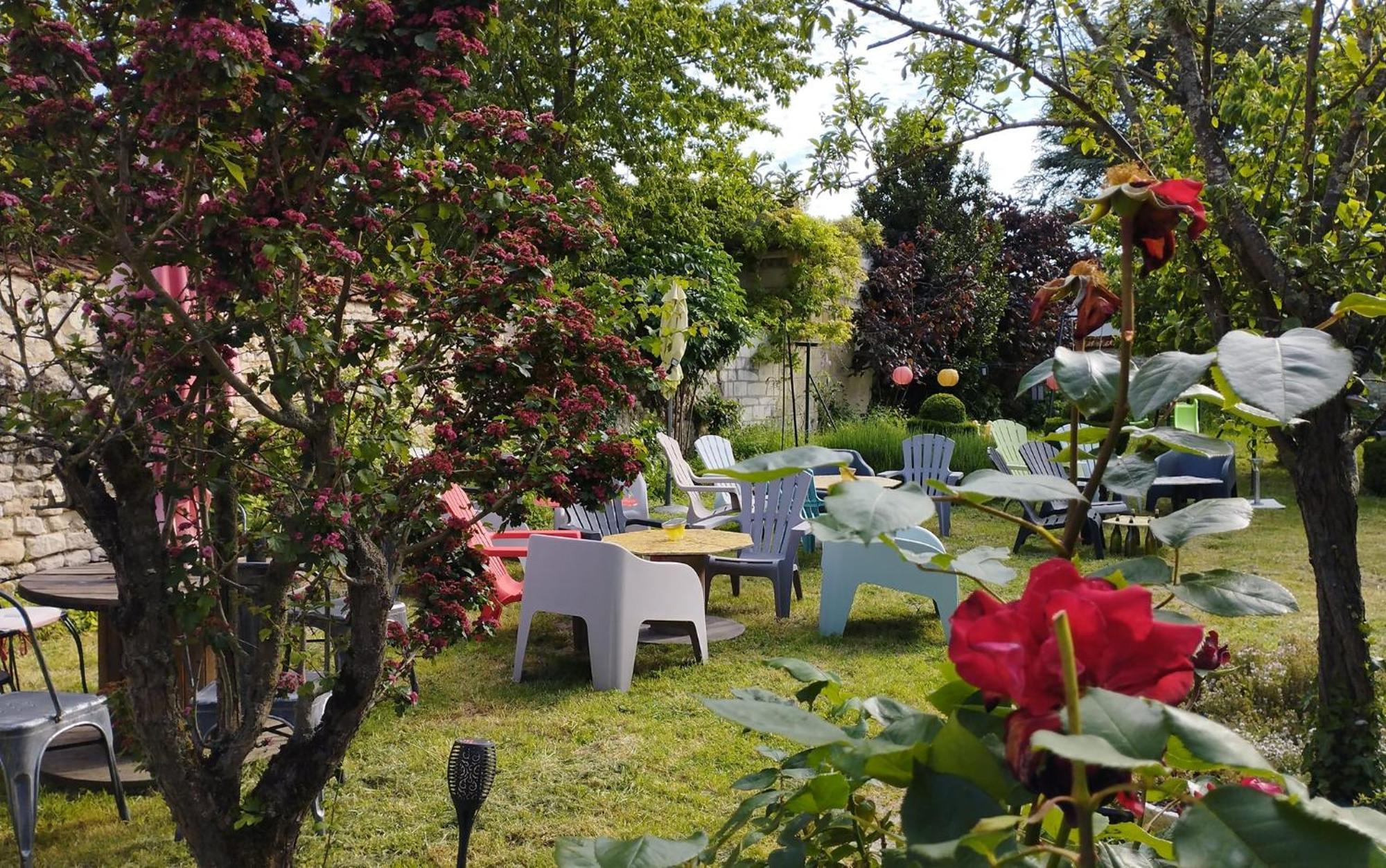 L'Etape De Loudun Hotel Bagian luar foto